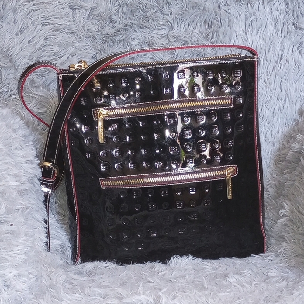 Arcadia Black Patent Leather Shoulder Bag